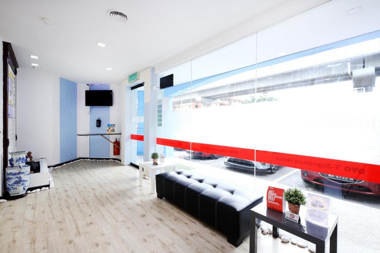 פטלין ג'איה Oyo 43963 T Signature Hotel מראה חיצוני תמונה