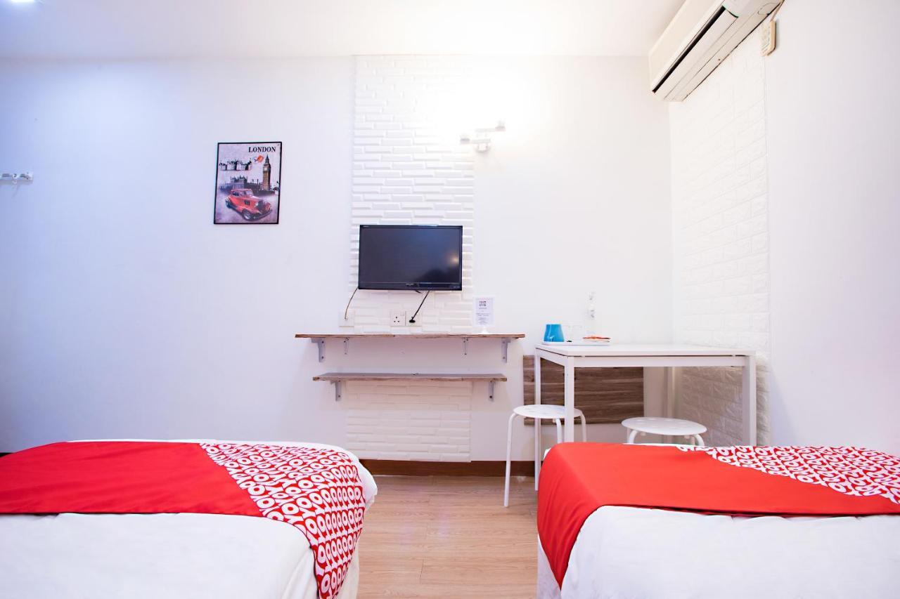 פטלין ג'איה Oyo 43963 T Signature Hotel מראה חיצוני תמונה