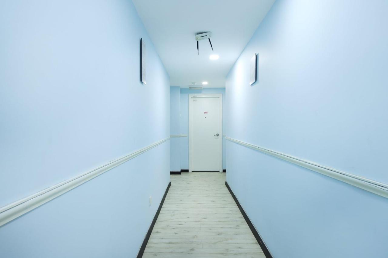 פטלין ג'איה Oyo 43963 T Signature Hotel מראה חיצוני תמונה