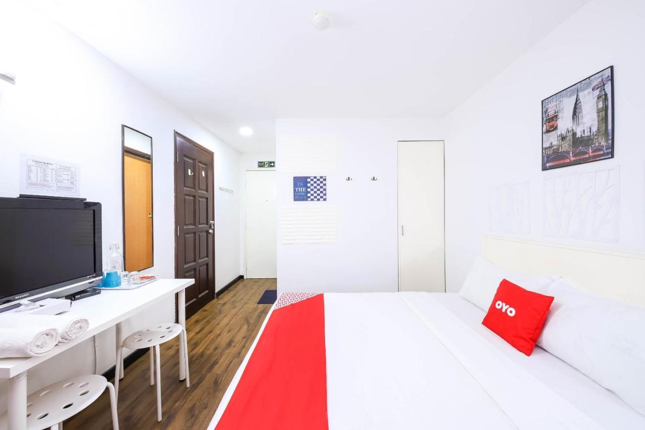 פטלין ג'איה Oyo 43963 T Signature Hotel מראה חיצוני תמונה