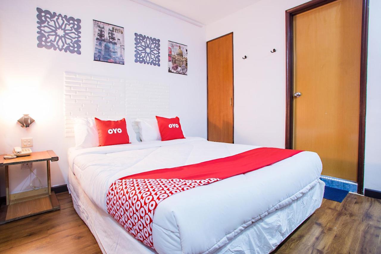 פטלין ג'איה Oyo 43963 T Signature Hotel מראה חיצוני תמונה